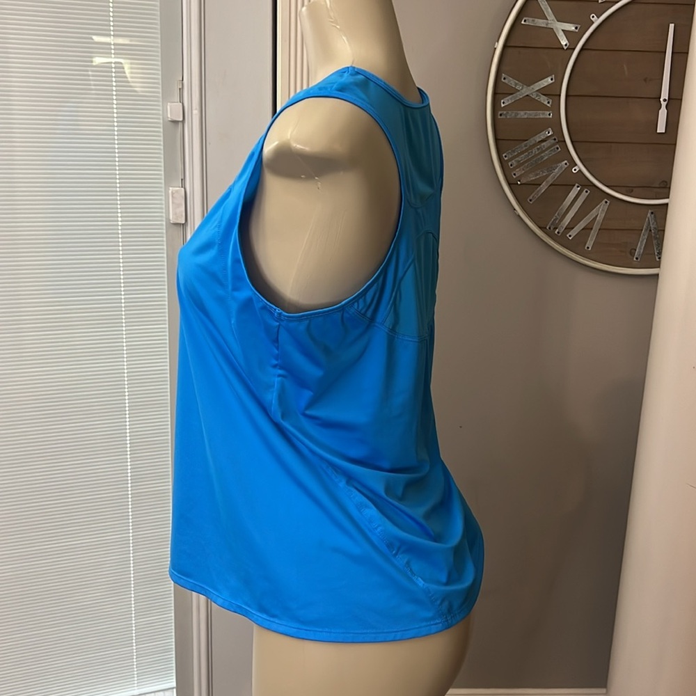 TAIL tank top - Picture 2 of 7